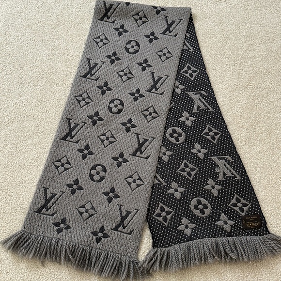 Louis Vuitton logomania wool scarf grey charcoal - Picture 4 of 5
